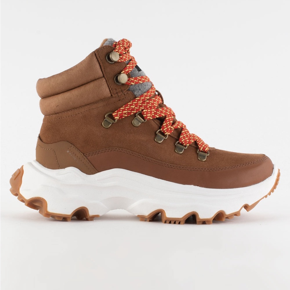 SOREL Kinetic Breakthrough women’s boots